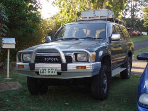 Build Date 1989 Make TOYOTA Model HILUX SURF Series Price 4500