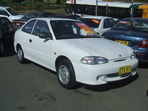 Hyundai Excel White