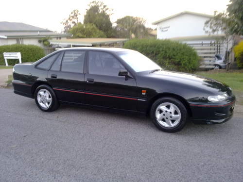 Used HOLDEN COMMODORE Specs. Build Date: 1996; Make: HOLDEN 