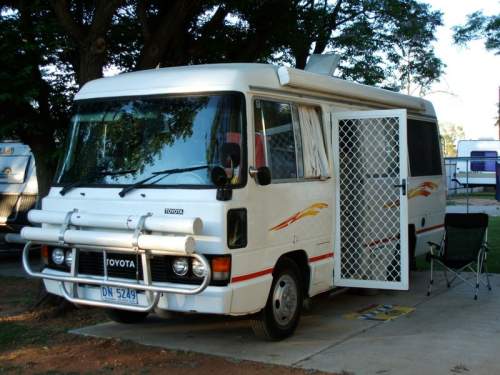 toyota coaster specifications #4